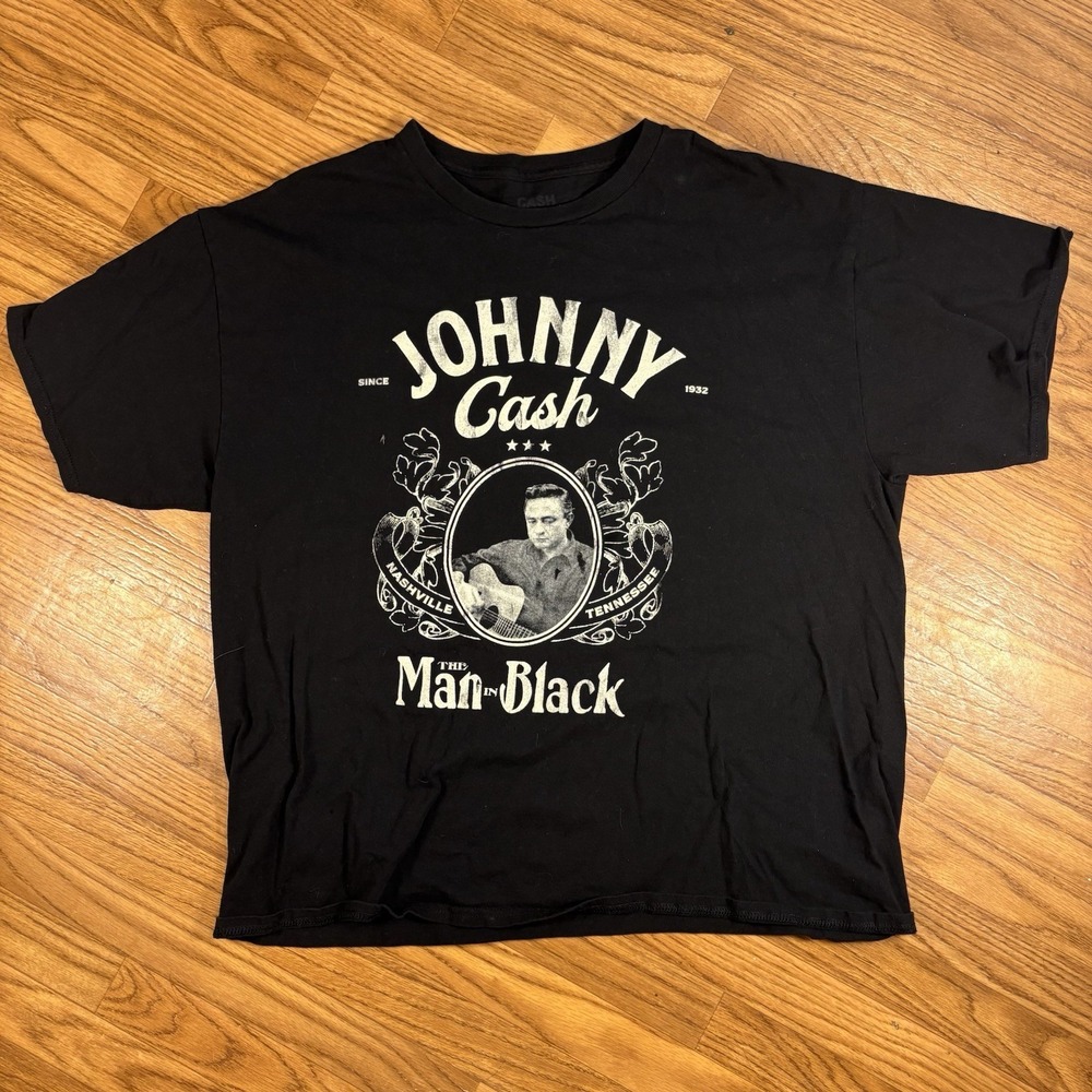 Johnny Cash Man in Black Graphic T Shirt Black Country Music Band Tee Mens 2XL